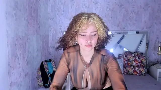 Snapshot of benny_wilson chatting on October 14, 3:18 am benny wilson online show from October 14, 3:18 am