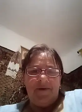 MilaCold5443 online show from April 10, 4:17 am