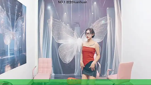 Snapshot of well-baby chatting on October 31, 10:16 am well-baby online show from October 31, 10:16 am