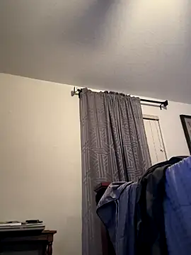 Snapshot of outlawINlaw13 chatting on November 18, 1:44 am outlawINlaw13 online show from November 18, 1:44 am