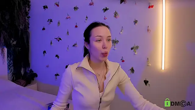 Black Jenny online show from December 17, 9:59 am