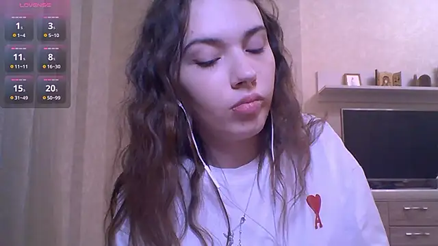 CeyaLier online show from March 11, 5:41 pm