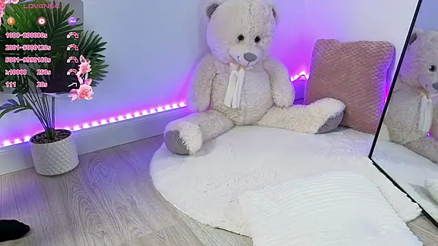 Snapshot of Alexaaa01_ chatting on October 14, 11:55 am Alexaaa01  online show from October 14, 11:55 am