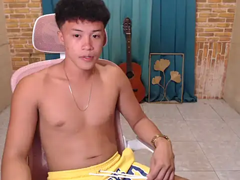 ur naughtyboy patrick online show from November 3, 1:56 pm