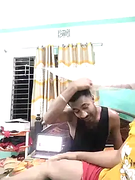 Snapshot of your_vedika1 chatting on November 1, 5:37 pm your vedika1 online show from November 1, 5:37 pm