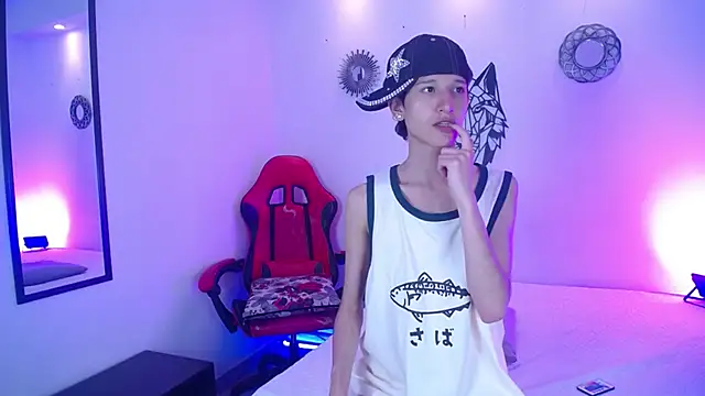 Snapshot of Emo_Boy_ chatting on January 5, 8:34 pm Emo Boy online show from January 5, 8:34 pm