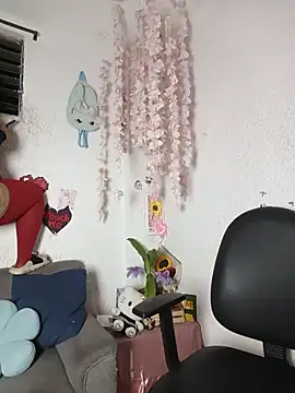 Emilycollei online show from May 29, 3:37 am