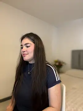 Snapshot of Isabella_LaRue chatting on April 23, 10:01 pm Isabella LaRue online show from April 23, 10:01 pm