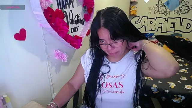 Miss  kendra  online show from May 22, 11:27 am
