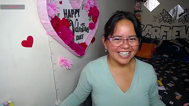 Miss  kendra  online show from May 25, 4:13 pm