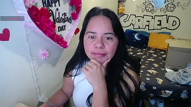 Snapshot of Miss__kendra_ chatting on July 9, 12:20 pm Miss kendra online show from July 9, 12:20 pm