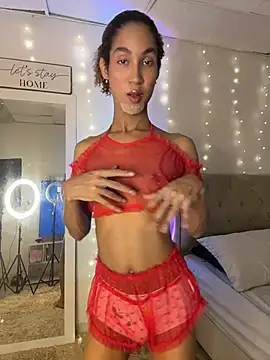 Snapshot of Chloe_Celeste chatting on August 8, 11:28 pm Chloe Celeste online show from August 8, 11:28 pm