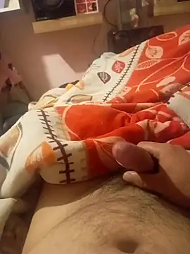 Snapshot of Alfetipies chatting on November 9, 6:01 am Alfetipies online show from November 9, 6:01 am