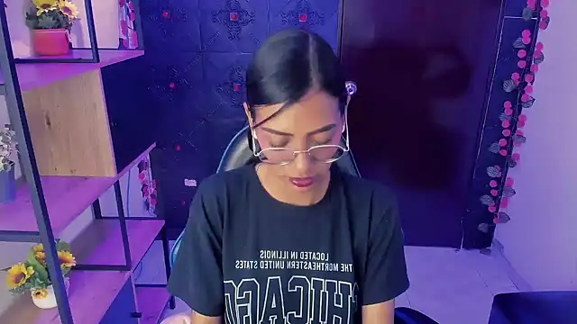 Snapshot of KarlaSlutSkinny__ chatting on July 11, 9:05 pm KarlaSlutSkinny online show from July 11, 9:05 pm