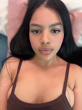 MeganHillss online show from May 26, 8:05 pm