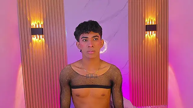 Ethan thouse online show from November 25, 9:59 pm