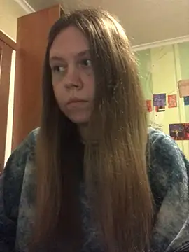 LunaVirelle online show from April 17, 4:54 pm