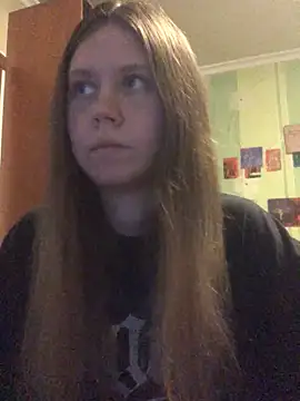Snapshot of LunaVirelle chatting on June 4, 6:03 pm LunaVirelle online show from June 4, 6:03 pm