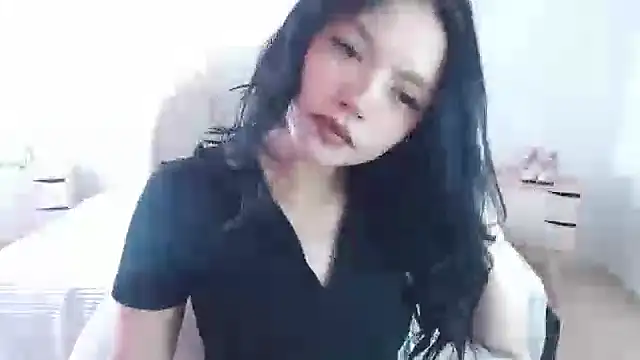 Snapshot of Sara_Melo chatting on October 21, 12:50 pm Sara Melo online show from October 21, 12:50 pm