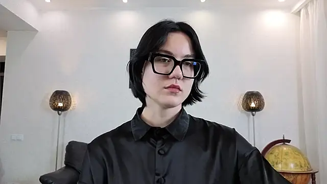 Marie Fitch online show from December 22, 11:35 pm