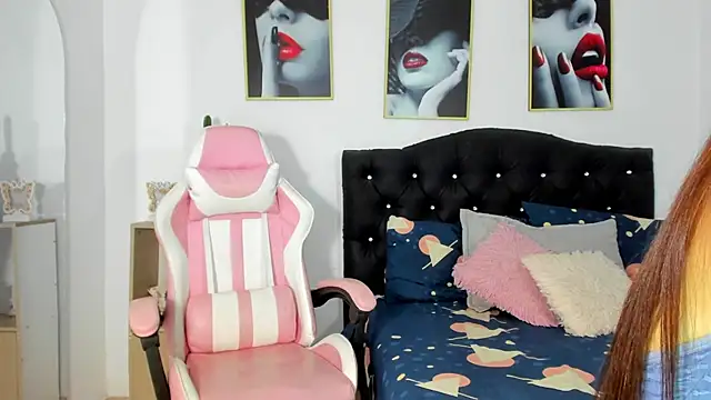 Snapshot of Ellenstefany__ chatting on October 28, 12:58 am Ellenstefany online show from October 28, 12:58 am