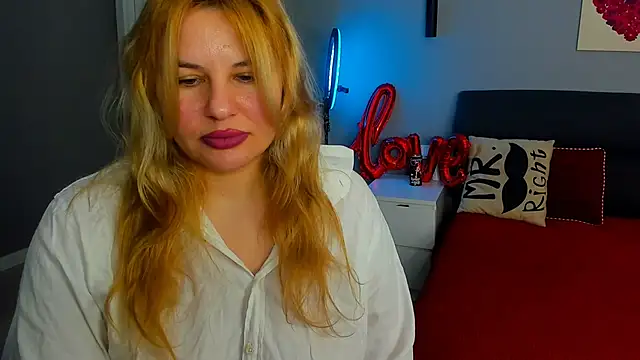 Passion-Blondy online show from February 18, 9:00 pm