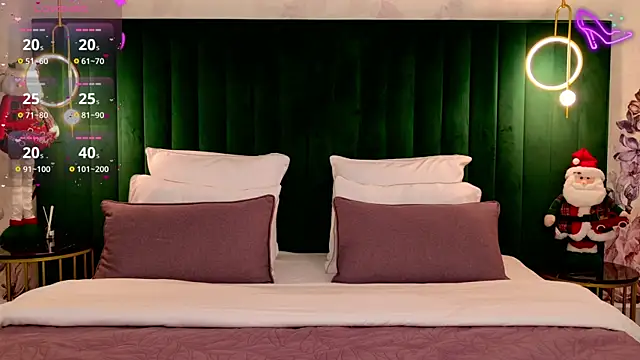 ClaireMathis online show from December 19, 2:57 pm