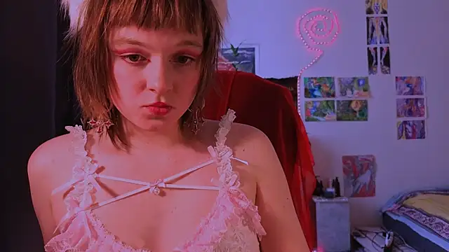 liquid0fluid0 online show from February 10, 12:20 pm