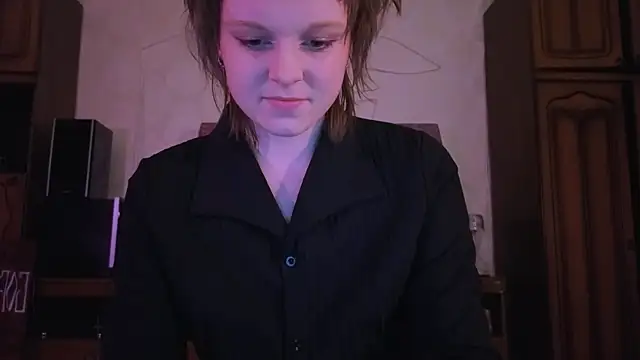 liquid0fluid0 online show from March 8, 4:00 pm