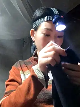 Snapshot of gio-thu chatting on January 31, 7:11 pm gio-thu online show from January 31, 7:11 pm