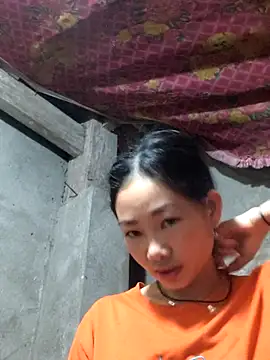 Snapshot of gio-thu chatting on February 17, 6:43 am gio-thu online show from February 17, 6:43 am