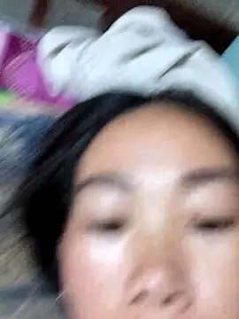 Snapshot of gio-thu chatting on March 1, 5:42 am gio-thu online show from March 1, 5:42 am