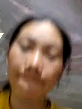 Snapshot of gio-thu chatting on April 25, 5:21 am gio-thu online show from April 25, 5:21 am