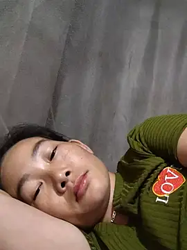 Snapshot of gio-thu chatting on August 2, 11:36 pm gio-thu online show from August 2, 11:36 pm