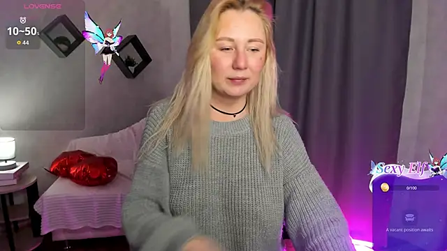 scent  of woman online show from February 17, 1:35 am