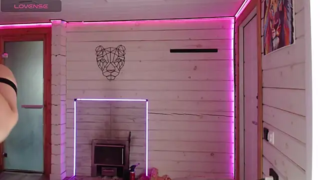 CandyBunie online show from February 6, 4:06 am