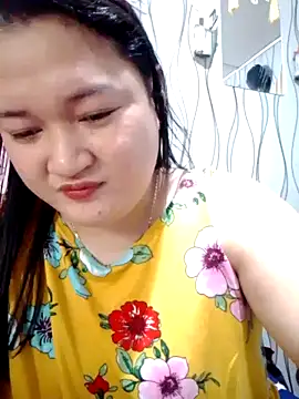 Snapshot of sweetannie13 chatting on February 15, 7:16 am sweetannie13 online show from February 15, 7:16 am