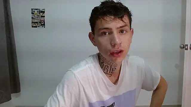 hot teo  online show from December 3, 11:08 am