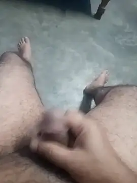 Snapshot of TrainedBend28 chatting on February 8, 5:16 pm TrainedBend28 online show from February 8, 5:16 pm