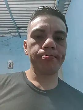 Snapshot of Aturo77 chatting on November 29, 2:47 am Aturo77 online show from November 29, 2:47 am