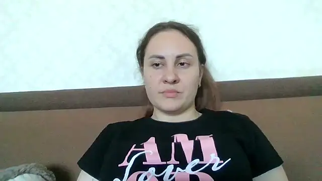 Snapshot of MeadowEyes chatting on June 9, 1:12 pm MeadowEyes online show from June 9, 1:12 pm