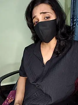 Snapshot of Royal_Shona chatting on October 14, 6:20 pm Royal Shona online show from October 14, 6:20 pm