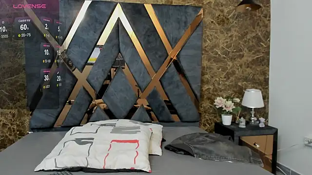 Vittoria Conti  online show from April 7, 5:13 pm