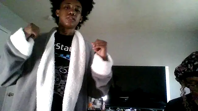 dezzidavill online show from April 5, 11:18 am