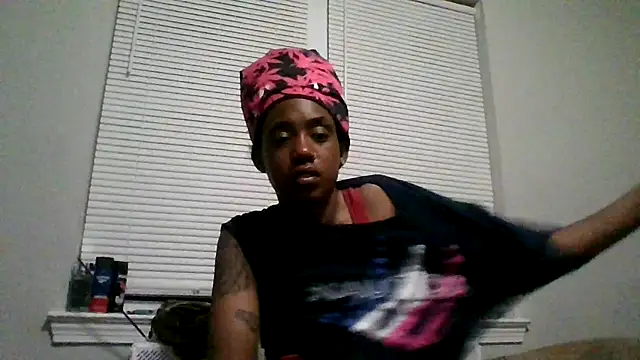 dezzidavill online show from April 18, 2:04 am