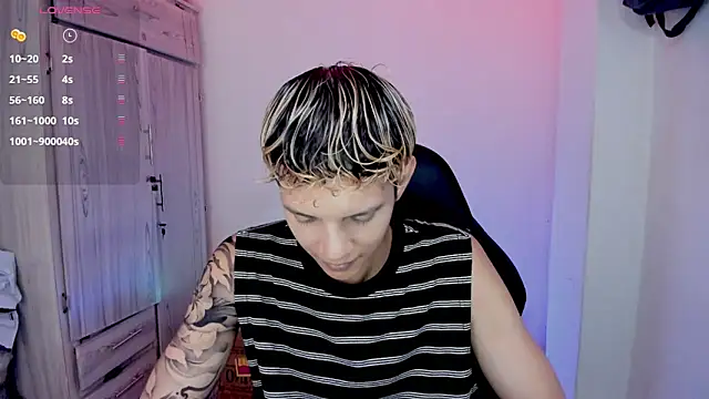 tylernova online show from March 29, 4:34 am