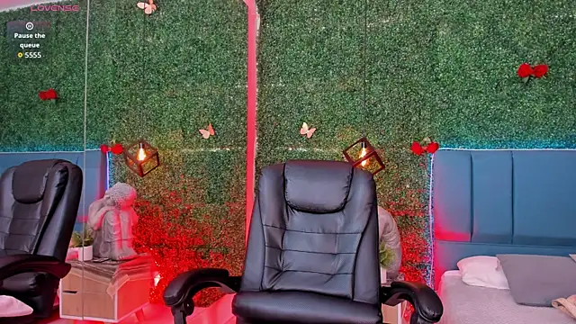 Snapshot of Kiaraa88 chatting on June 13, 8:07 pm Kiaraa88 online show from June 13, 8:07 pm