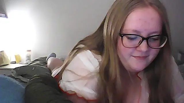 Lilylovex online show from October 13, 10:10 pm
