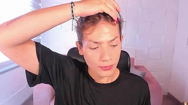 KassMonroe online show from March 8, 12:53 pm