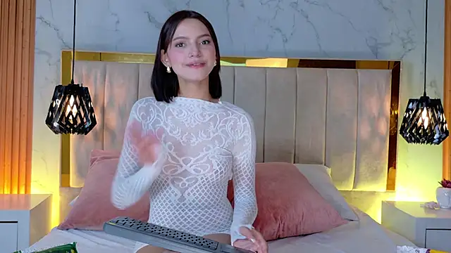 Snapshot of nina_gb chatting on February 23, 9:01 pm nina gb online show from February 23, 9:01 pm